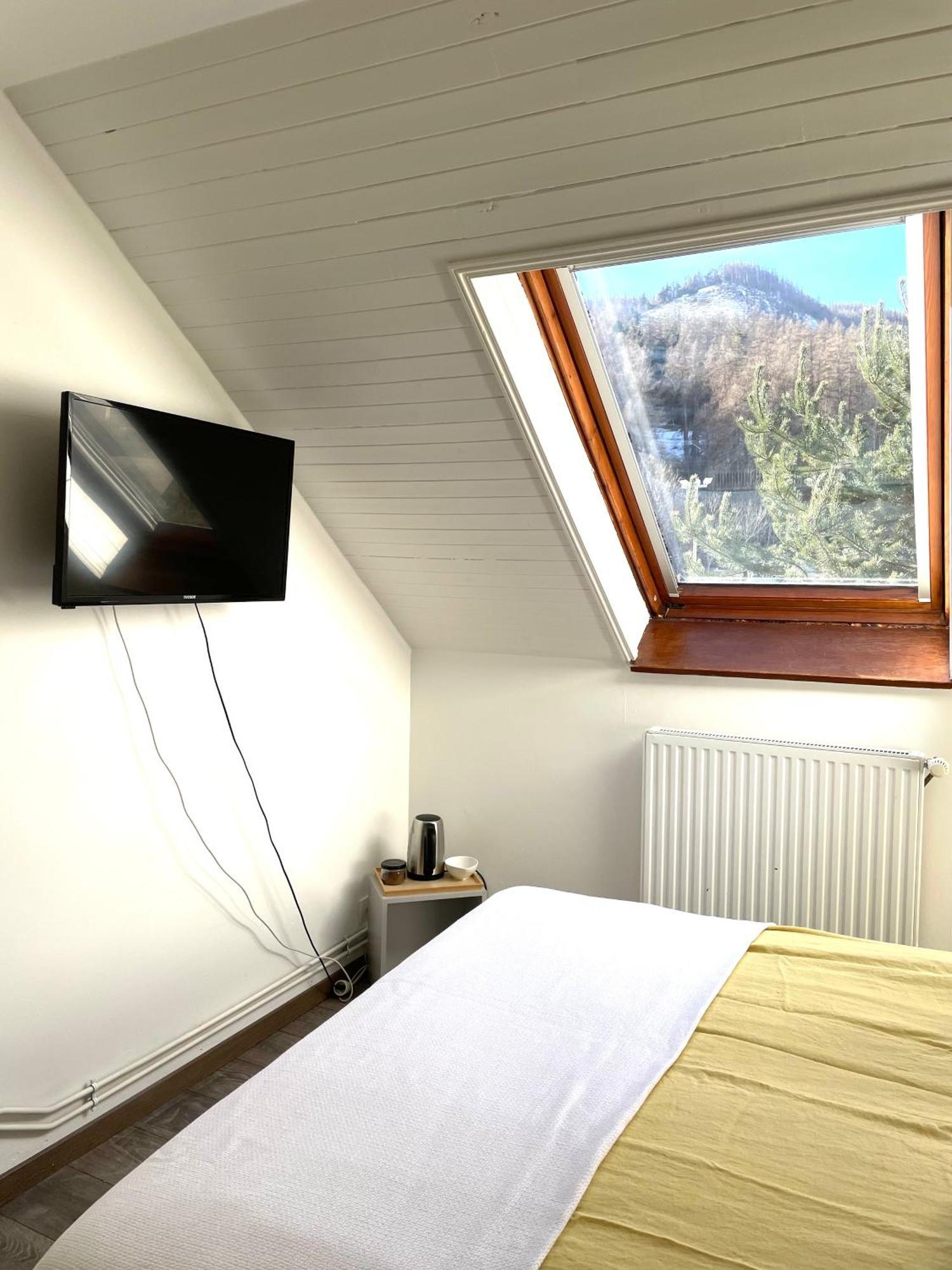 Maison L'Aiguille - 2 Appartements, 5 Chambres Et Table D'Hotes Au Pied De La Montagne A La Station De Laye Εξωτερικό φωτογραφία